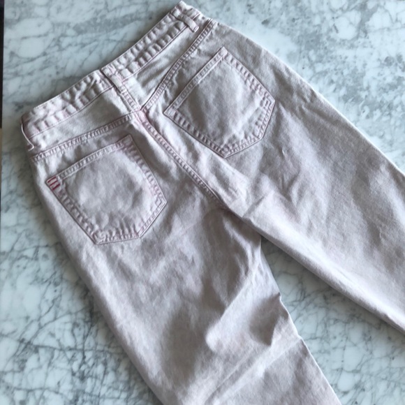 NWOT BDG Mom Jeans - Picture 8 of 13